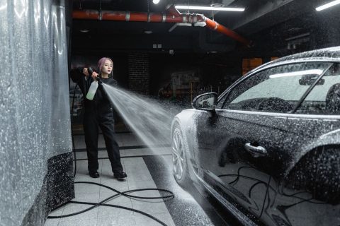 Мойка авто — иллюстрация