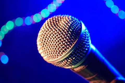 Караоке — иллюстрация