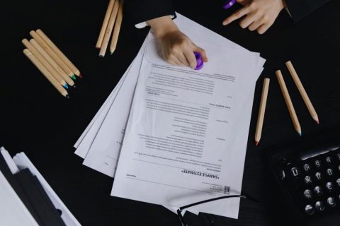 Нотаріальні контори — ілюстрація