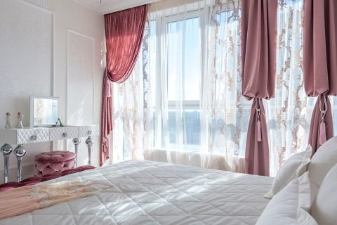 Штори та карнизи — ілюстрація